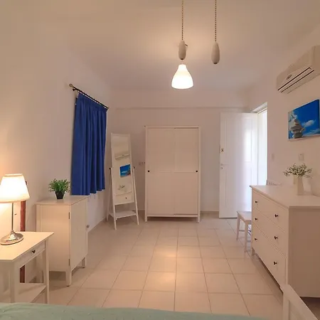 Apollo 63 Villa Paphos