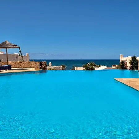 Apollo 63 * Pafos