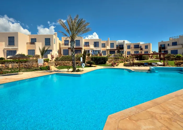 Apollo 63 * Πάφος